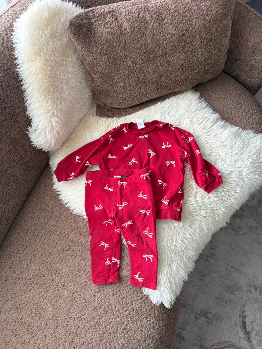 H&M Bow Printed Outfit
